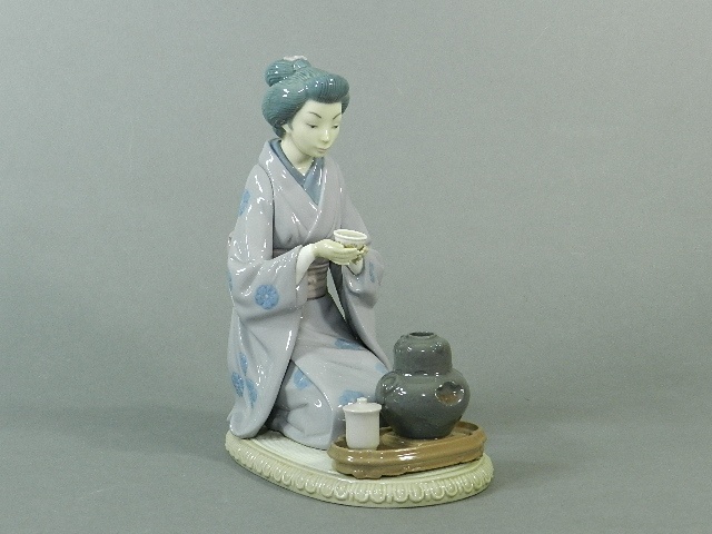 12-DSCN3392リヤドロ(LLADRO)着物和服 日本女性(美人)茶道 置物